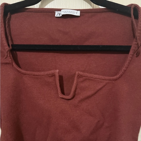 Zara Burgundy Ribbed Cropped Long Sleeve Top | Size M - Picture 4 of 9